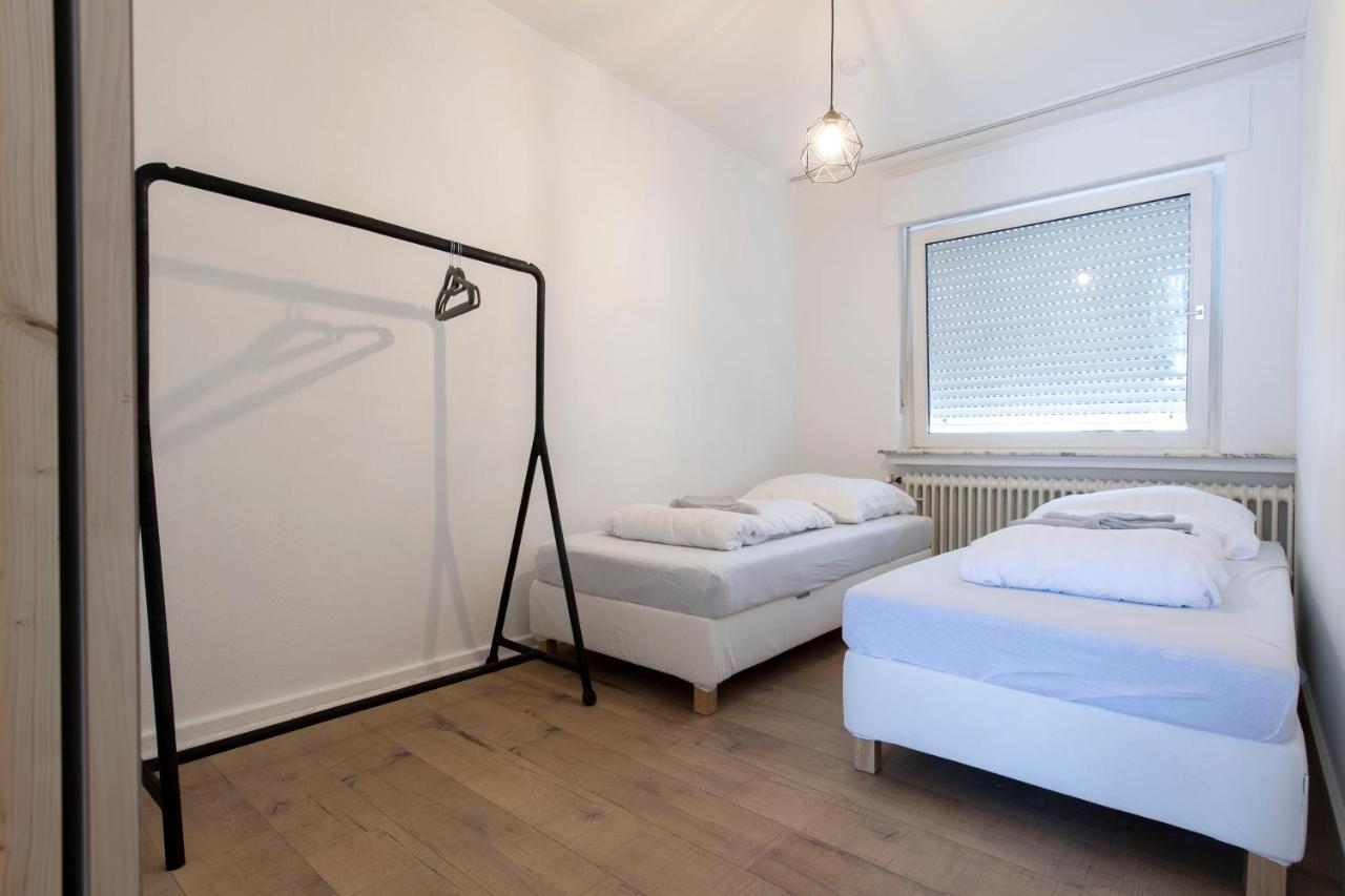 Workers Home- Central - 8 Single Box Spring Beds - Near Enschede غروناو المظهر الخارجي الصورة